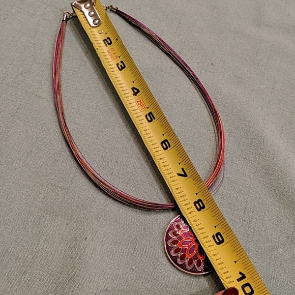 Matching necklace/bracelet/earring set - Picture 7 of 7